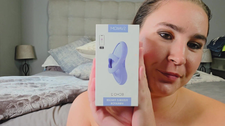 domslutfucker: BBWのアンボクシング、レビュー、そしてSvakom Echo 2 Toyでのマスターベーション