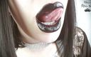 Goddess Misha Goldy: Zwarte lippen plagen Joi