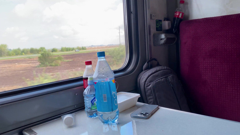 Alina Rai: Menyetubuhi sesama pelancong di kereta ... - Kau punya suami? Ya! Ya...