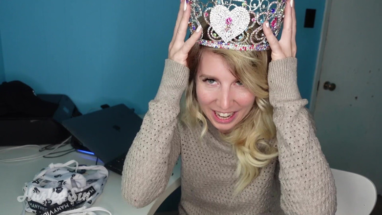 Harley Sin: Mv Hobby Vid Oty Crown Rozbalení Sfw