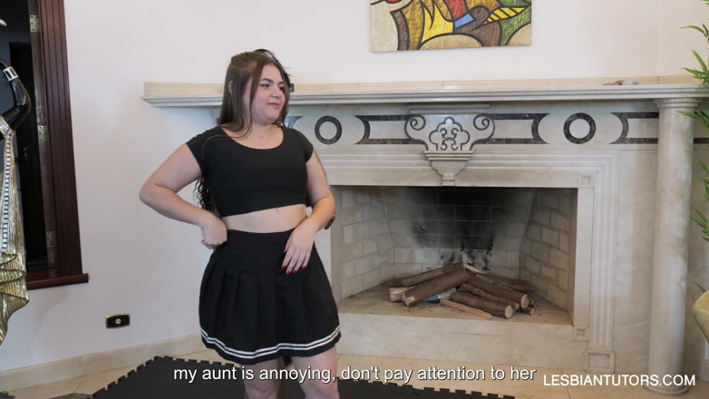 Lesbian Tutors: Cours de danse coquine