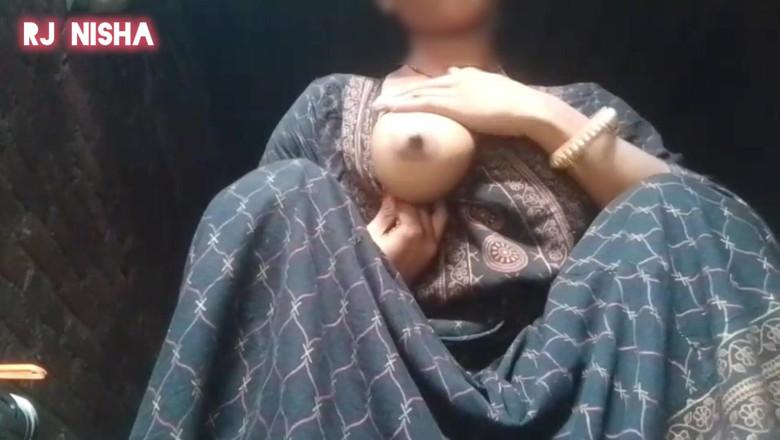 RJ NISHA: Desi Rj Nisha Bhabhi Masturbates with Fingers Part 4