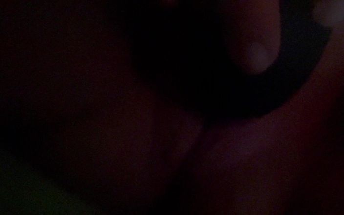 Pinkieforphatcock: 阴蒂刺激