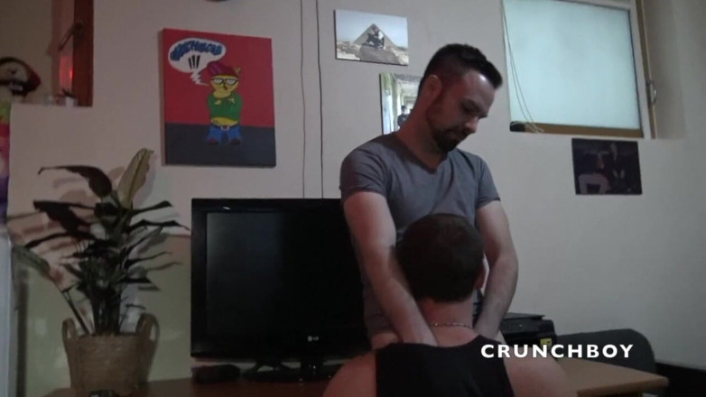 PRIVATE CLUB BIG COCK FUCKERS: Jake Illane трахнул без презерватива Rex Helix