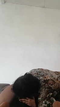 Con dâu hứng tình vì bố chồng