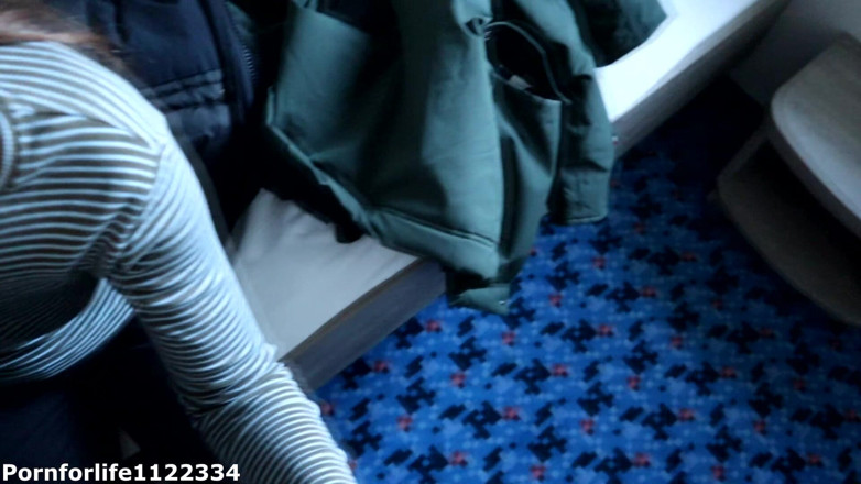 Pornforlife1122334: Mengongkek awek rawak dalam kabin kapal pelayaran dengan air mani...