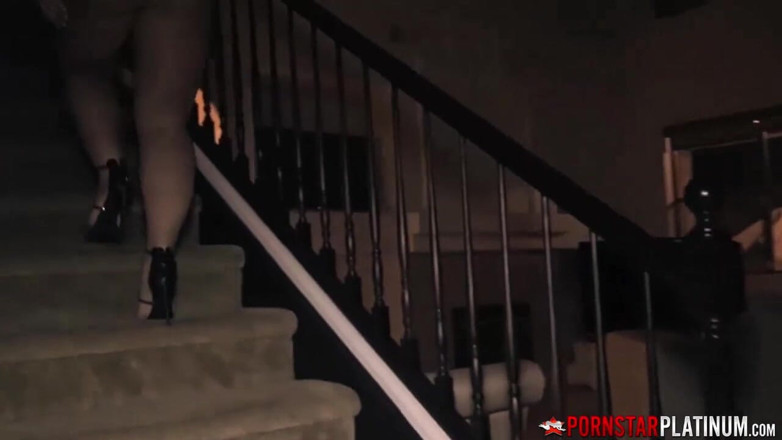 Pornstar Platinum: Pornstarplatinum - vahşi ariella ferrera saksodan sonra döl yutuyor