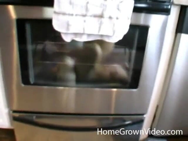Homegrown Asian: Гаряча азіатська гілр скрипка відтрахана і наповнена спермою