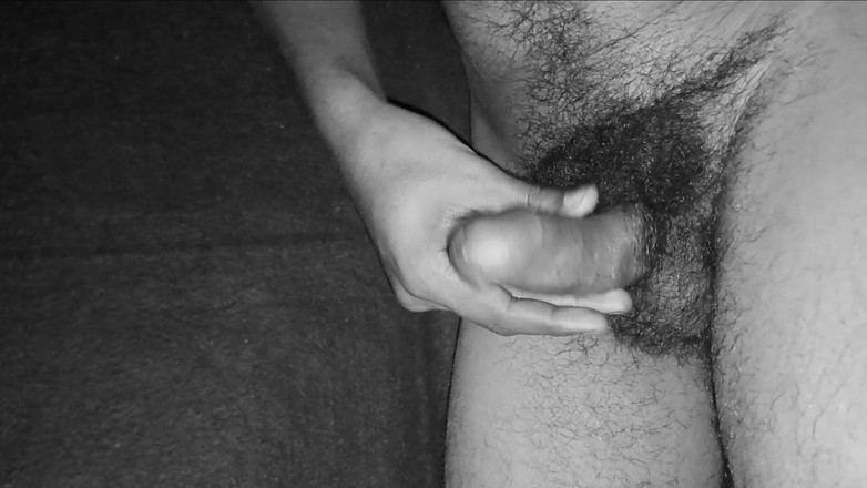 Desi_Porn_India: Junger typ masturbiert in riesigem cumshot-video.
