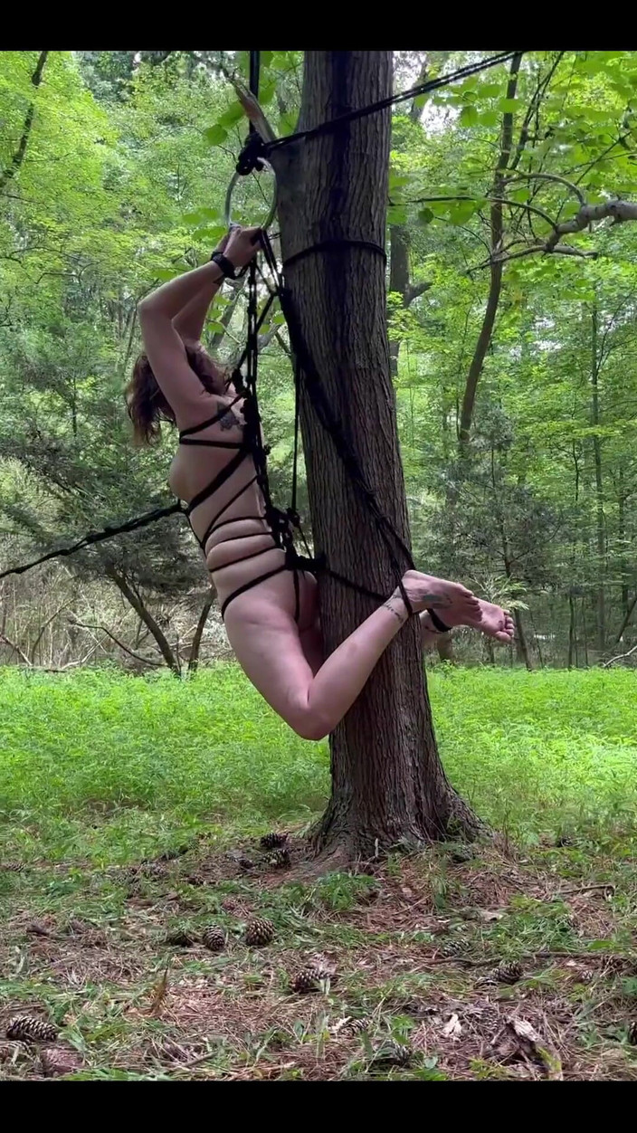 Suzy Wylde: My Summer of Shibari