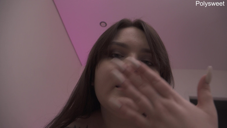 Polly Sweet: 私のペニスをしゃぶる 弱虫 痴女