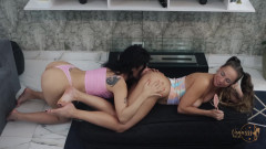 Venusss fetish: 롤리팝과 후장 핥기!