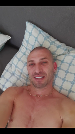 Boy jerking off: İyi günler