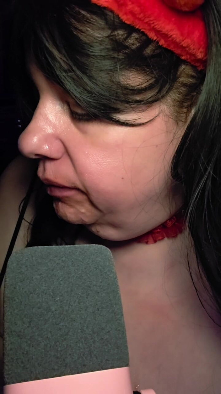 LustyPeachesofSin: Red Hot Arbuz Asmr