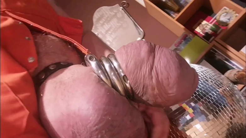 Monster_Meat_: Video pamer lisan yang sangat sangat