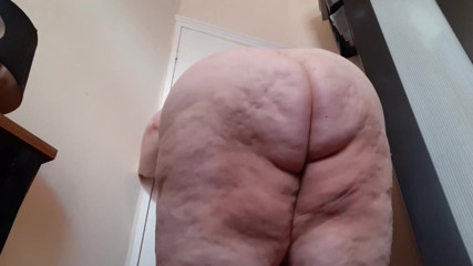 SSBBWLadyBrads: Your Naked giant goddess