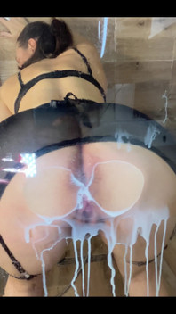 Bb, Have You Ever Had Butterflies or Flowers Drawn on Glass with Anal Milk?