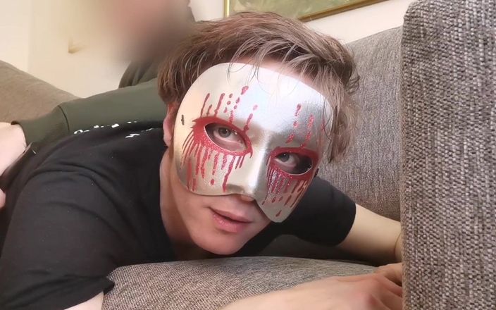 Oznob Oznofla: Amateurboys Caning Bloopercam