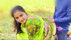 Fuckkkker: Bhabhi byla ošukaná na poli švagrem