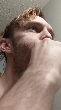 Holení a trimming mého ptáka, koulí a obličeje