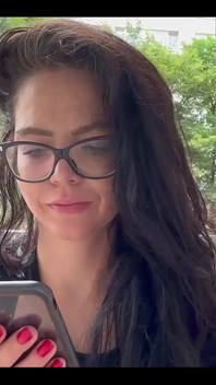 あなたのメッセージのために私のOnlyfansで答える中の喫煙
