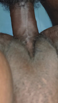 Chennai Sexy manželka Varsha Žhavý romantický masti sex v Nighty s mladým klukem