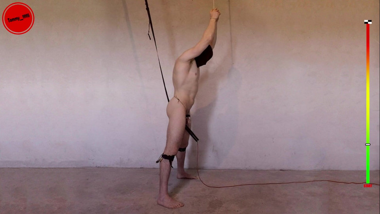 Tommy_1995: Crochet anal + chasteté + vibromasseur edging - traite de la prostate, twink...