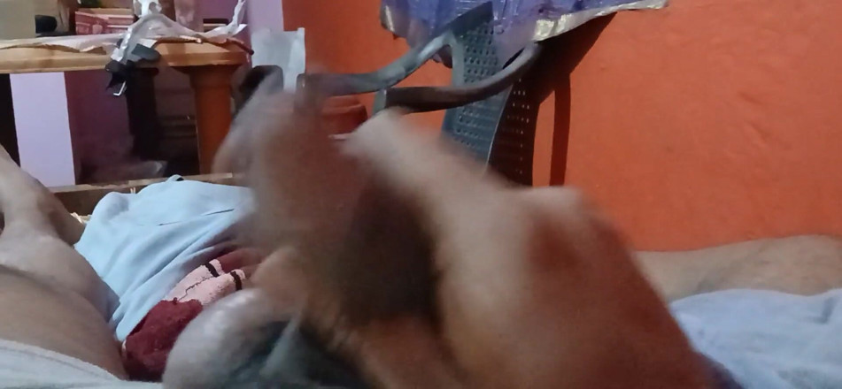 darksiders_eyes_love: Tion handjob großes papi-schwanz amateur-masturbation handjob teen arsch großer papi-schwanz...