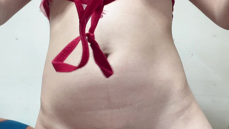 sweethanajapanese: Hana Dnes Nosí Červený Oblečení, Své Sexy Dokonalé Tělo Drobné