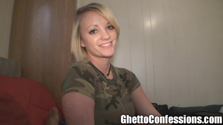 Ghetto Confessions: Красотка из гетто с большими сиськами Alysa Moore сосет рано большой хуй морской жены шлюхи сиськи блондинки!