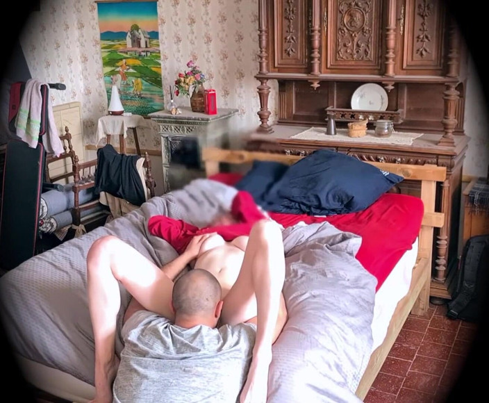 Livingcolors-vip: プレミアム-妻が仕事に行っている間、彼女は隣人とアナルセックスをしています