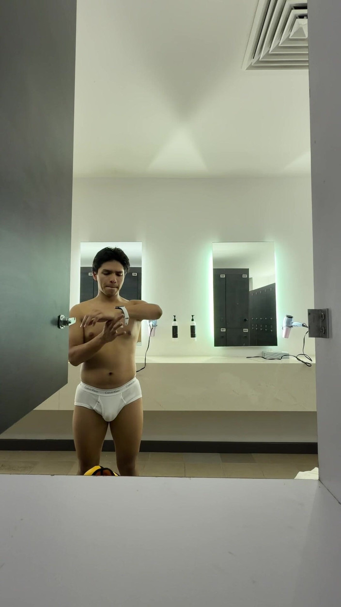 joanraay: Phòng tắm tập thể dục