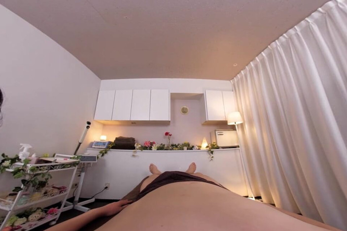 EAGLE-VR: Vorzeitiges Ejakulationstraining im salon - Lass meine eier leer 1/3