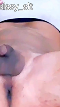 Sissy Clittt in Slow Motion