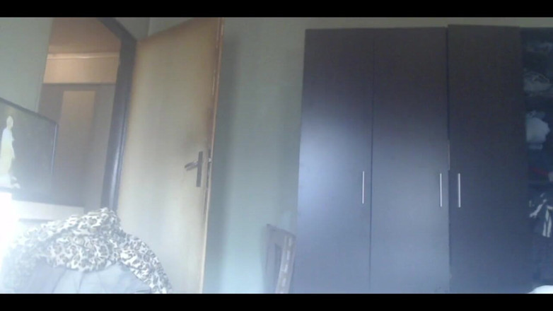 Blond Goddes: Kouření sexy holky v šatech šukají její kundičku s oblíbenými hračkami. 
