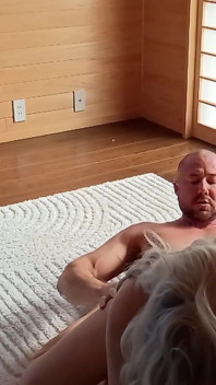 Sensuell amatör hemlagad sex session - enorm cumshot finish
