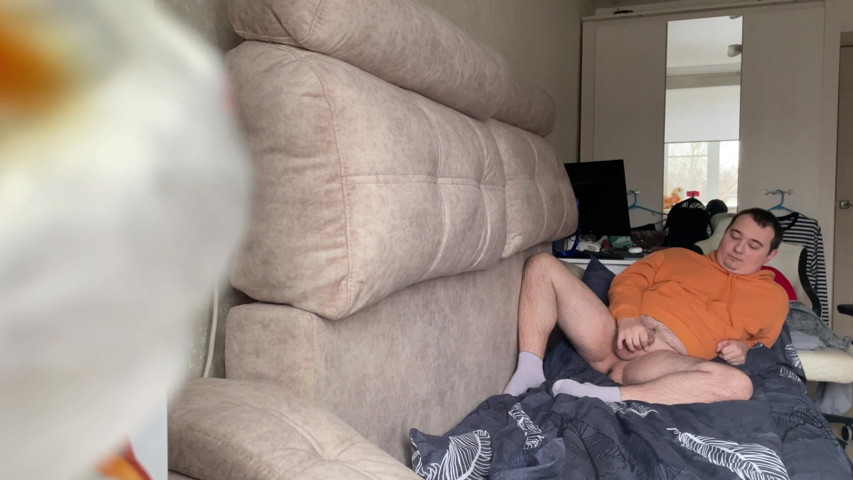 Young Guy Limara19981 Masturbates and Enjoys Orgasm (Limara)