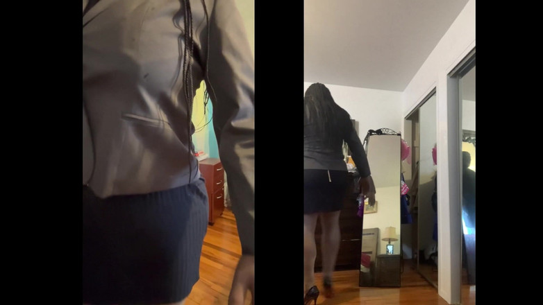 Deanna Doll: Gagică neagră Danae în ținută rochie de afaceri bossy