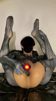 Black Spider Squirting Water and Laying Egg Cum