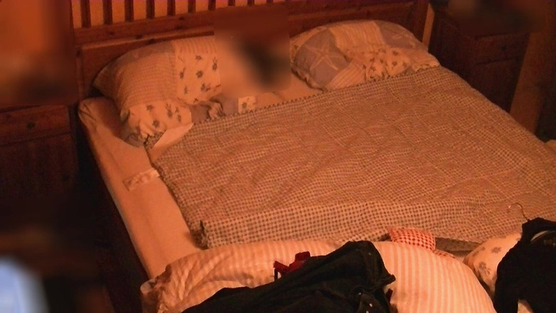 Mark Hannes: Meia-calça, calcinha, masturbação