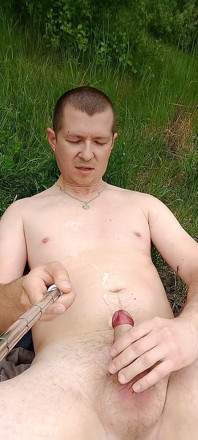 Alexnudist Jerks off in Nature