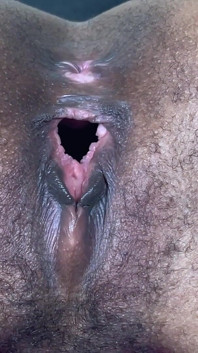 Ébano milf queefs por 10 minutos