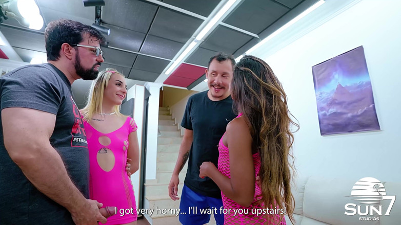 Sun7: Sub English Thiago Gets Horny and Will Satisfy with Gaby