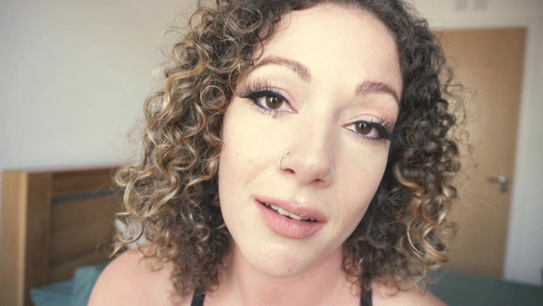 Sasha Curves: Přidání tebe do mého zadku: Tiny se stane součástí obryně