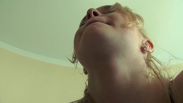European fresh porn: Shy cute teen stepsister taste of cock first time