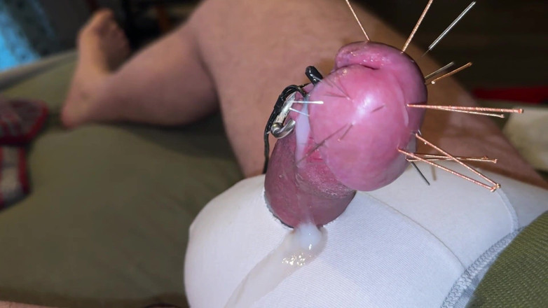 Qualzucht: Acupuncture - Orgasme!