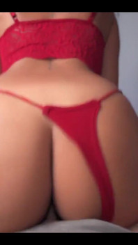 Brunette with Perfect Ass Ready to Drain All Your Milk - Amateur Porn - Tara Rico