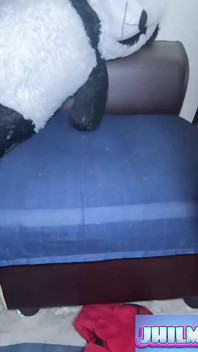 印度熟女bhabi用手指插入她美丽的阴户，真正的业余青少年大屁股来满足自己
