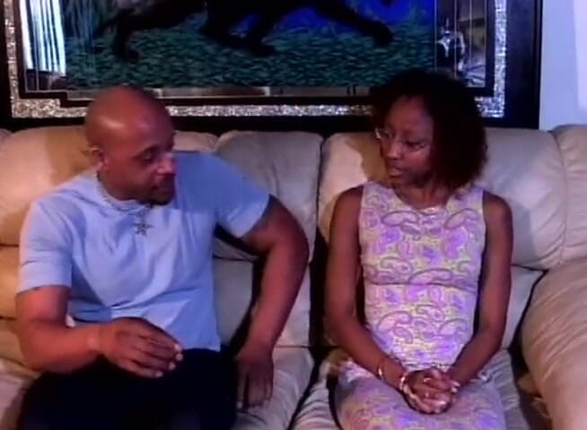 Dark Extreme: Sexy nubian chick gets pussy slammed