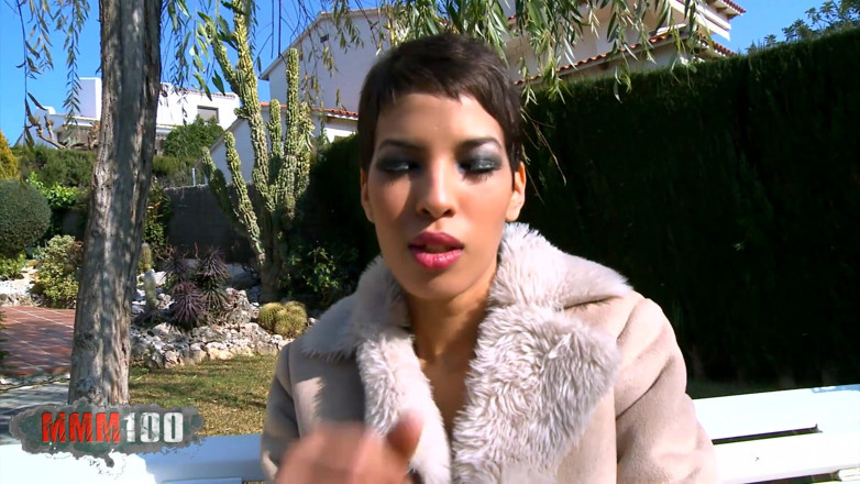 MMM100: Jasmine Arabia sexy video-interview met Jasmine Arabia